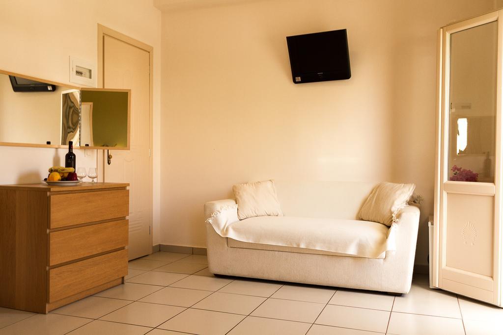 Hotel Rena Perísza Kültér fotó
