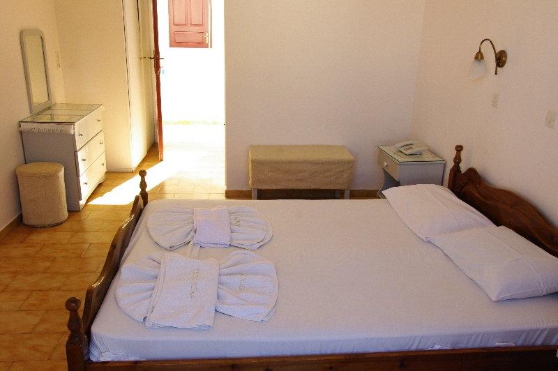 Hotel Rena Perísza Kültér fotó